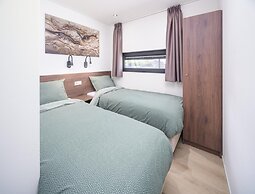 Workum 6-person Beach Resort Home