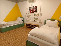 New Me U Hostel