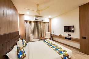 Nexus Rajkot Dhebar Rd