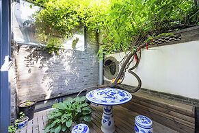 Beijing Junhefu Nanluoguxiang Yard Hotel