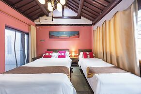 Beijing Junhefu Nanluoguxiang Yard Hotel