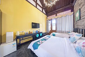 Beijing Junhefu Nanluoguxiang Yard Hotel