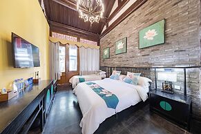 Beijing Junhefu Nanluoguxiang Yard Hotel