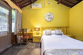Beijing Junhefu Nanluoguxiang Yard Hotel