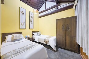 Beijing Junhefu Nanluoguxiang Yard Hotel