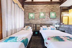 Beijing Junhefu Nanluoguxiang Yard Hotel