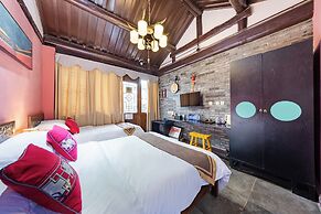 Beijing Junhefu Nanluoguxiang Yard Hotel