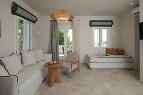 Phoenicia Nature Naxos