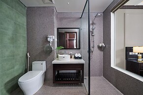 Aluna Hotel