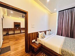 Mira Siwan Tarwara More