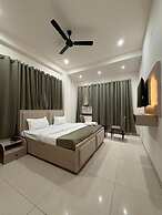 Shft-In Hotel