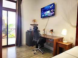 Mimi na Wewe Bungalows Hotel