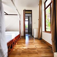 Mimi na Wewe Bungalows Hotel