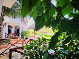 Mimi na Wewe Bungalows Hotel