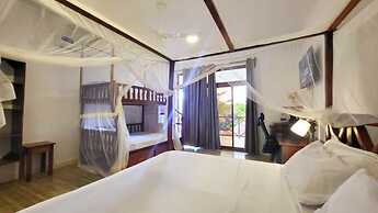 Mimi na Wewe Bungalows Hotel