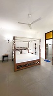 Mimi na Wewe Bungalows Hotel