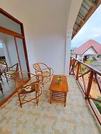 Mimi na Wewe Bungalows Hotel