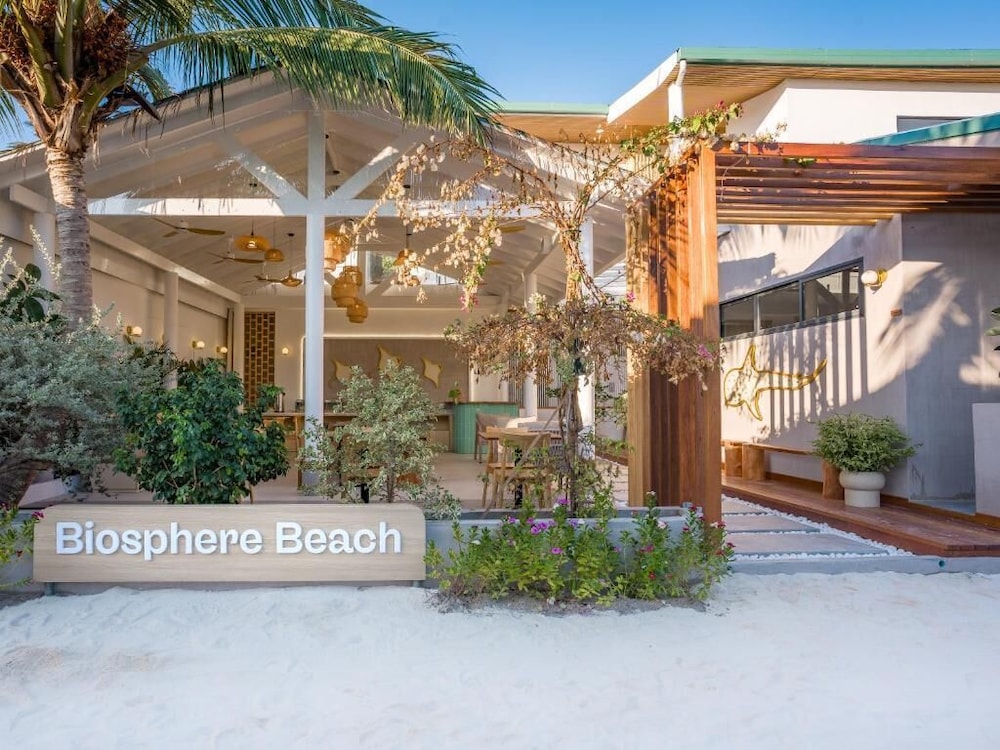 Biosphere Beach