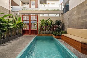 The Sage Villa - 5BR Mini Pool and Sauna