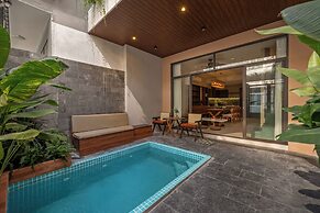 The Sage Villa - 5BR Mini Pool and Sauna
