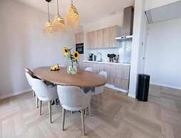 Luxury Workum Waterside Stay With Sauna