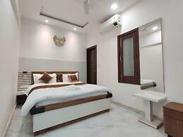 Kay Emm Residency