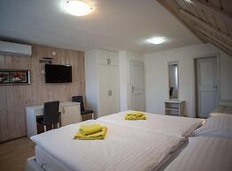 Villa Lika Annex