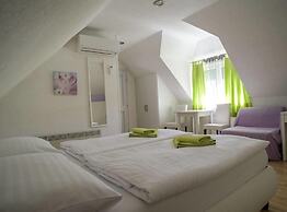 Villa Lika Annex