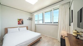 Yangyang J Ocean View