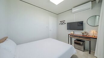 Yangyang J Ocean View