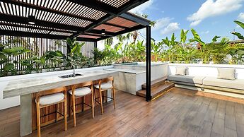 Aquamarine Villa 8A