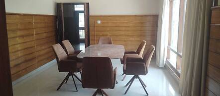hotel som kunj
