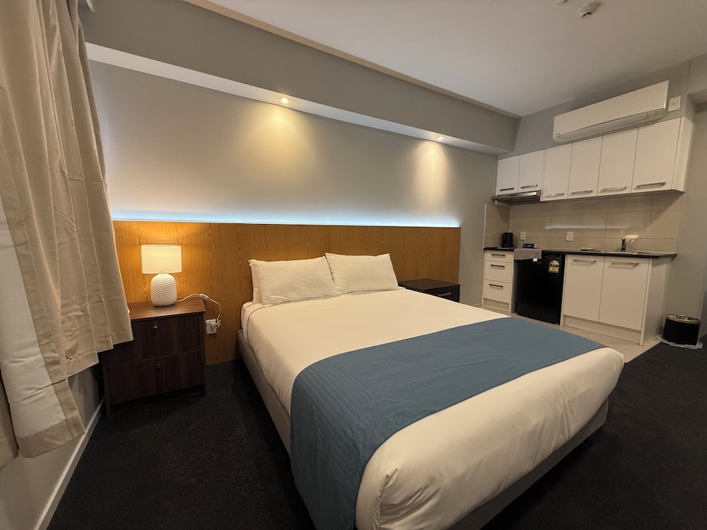 Goodview Hotel