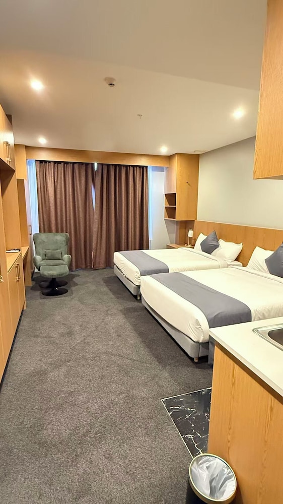 Goodview Hotel