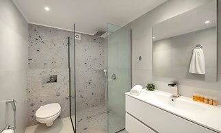 Kavros Beachside Apts