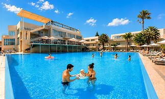 Kavros Beachside Apts