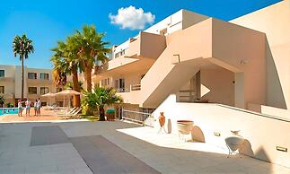 Kavros Beachside Apts