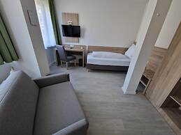 Hotel Ladage