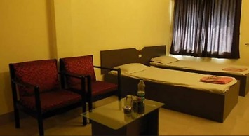 Hotel Reliance