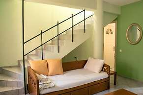 Chrisanthi Apartments