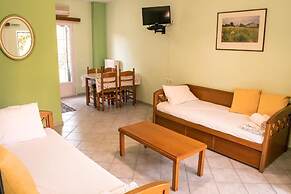 Chrisanthi Apartments