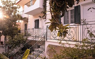 Chrisanthi Apartments