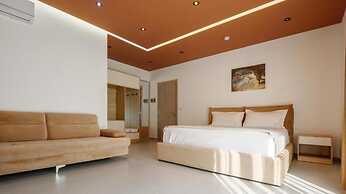 KRONOS Hotel Sarande