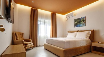 KRONOS Hotel Sarande