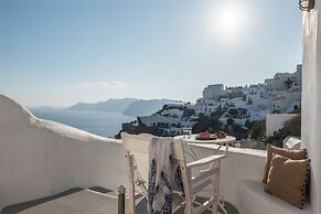 Cycladica Santorini