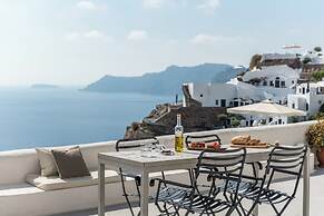 Cycladica Santorini