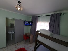Ojong's Self-Catering Kraaifontein