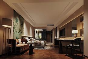 Phoenix Crowne Vinh Hotel