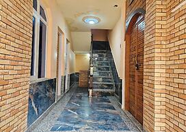 Hotel Al Azizia Near Dal Lake
