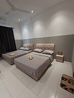 Kuantan putra home